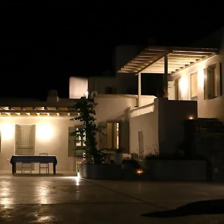 Nyaraló Historical Mykonian *