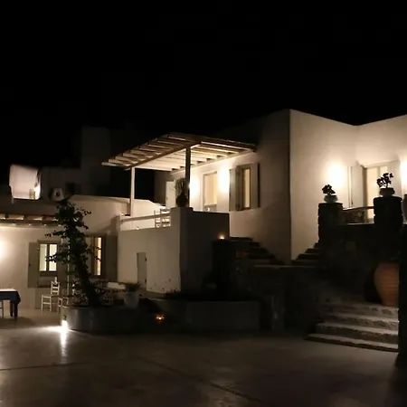 Historical Mykonian Nyaraló